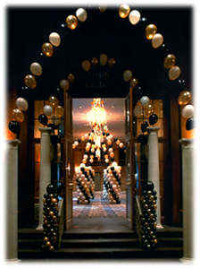 hallway_.jpg (14578 bytes)