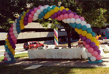 outdoor.jpg (26528 bytes)